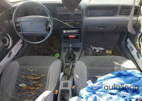 1992 Mercury Capri from USA, damaged, VIN 6MPCT01Z5N8603495